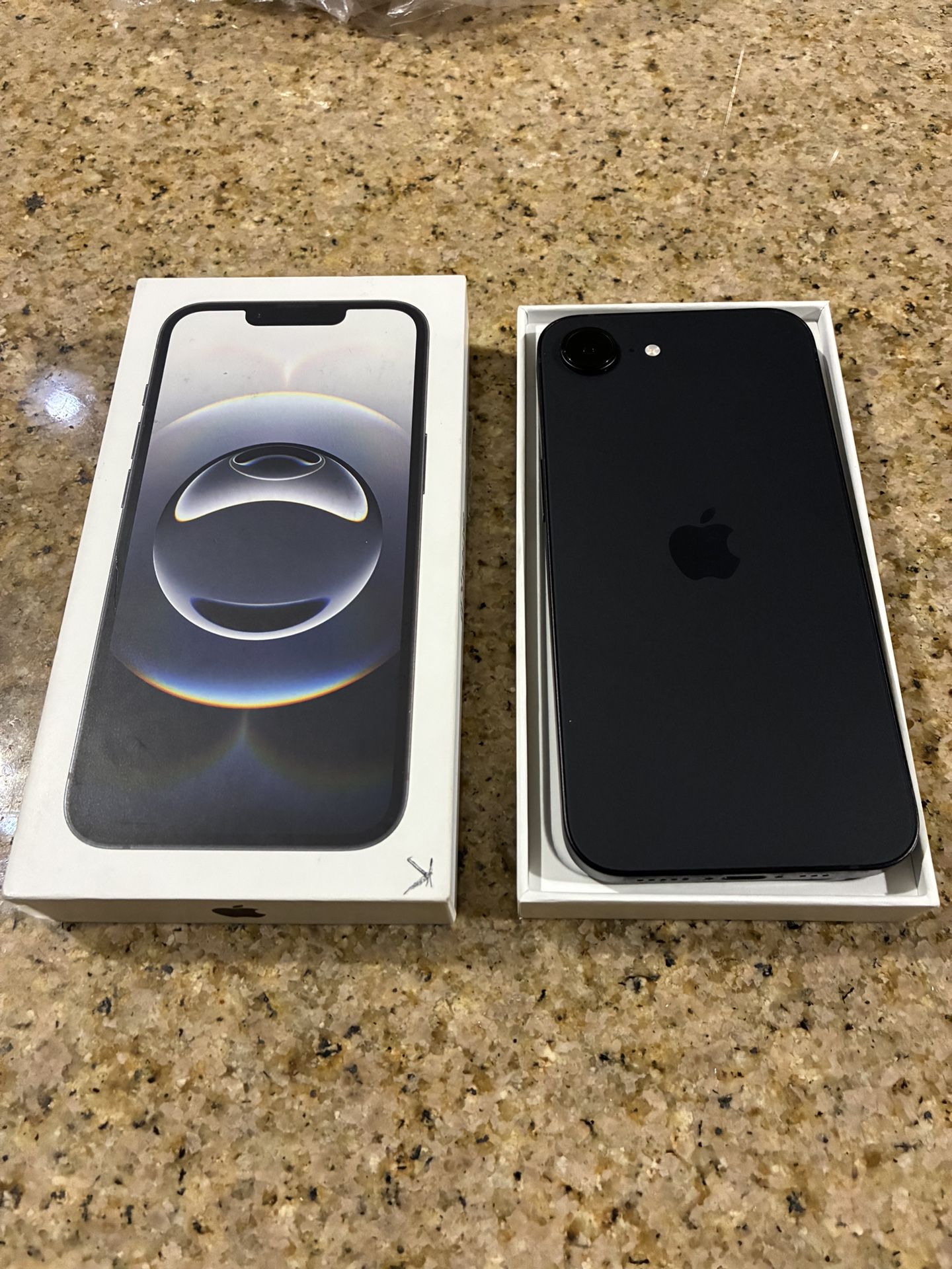 iphone 16e Black 128gb