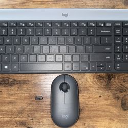 Logitech MK470 Slim Wireless Keyboard and Mouse Combo