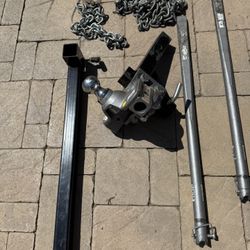 Weight Bar Distribution Stabilizing Tow Hitch 