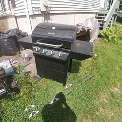 Gas Grill 