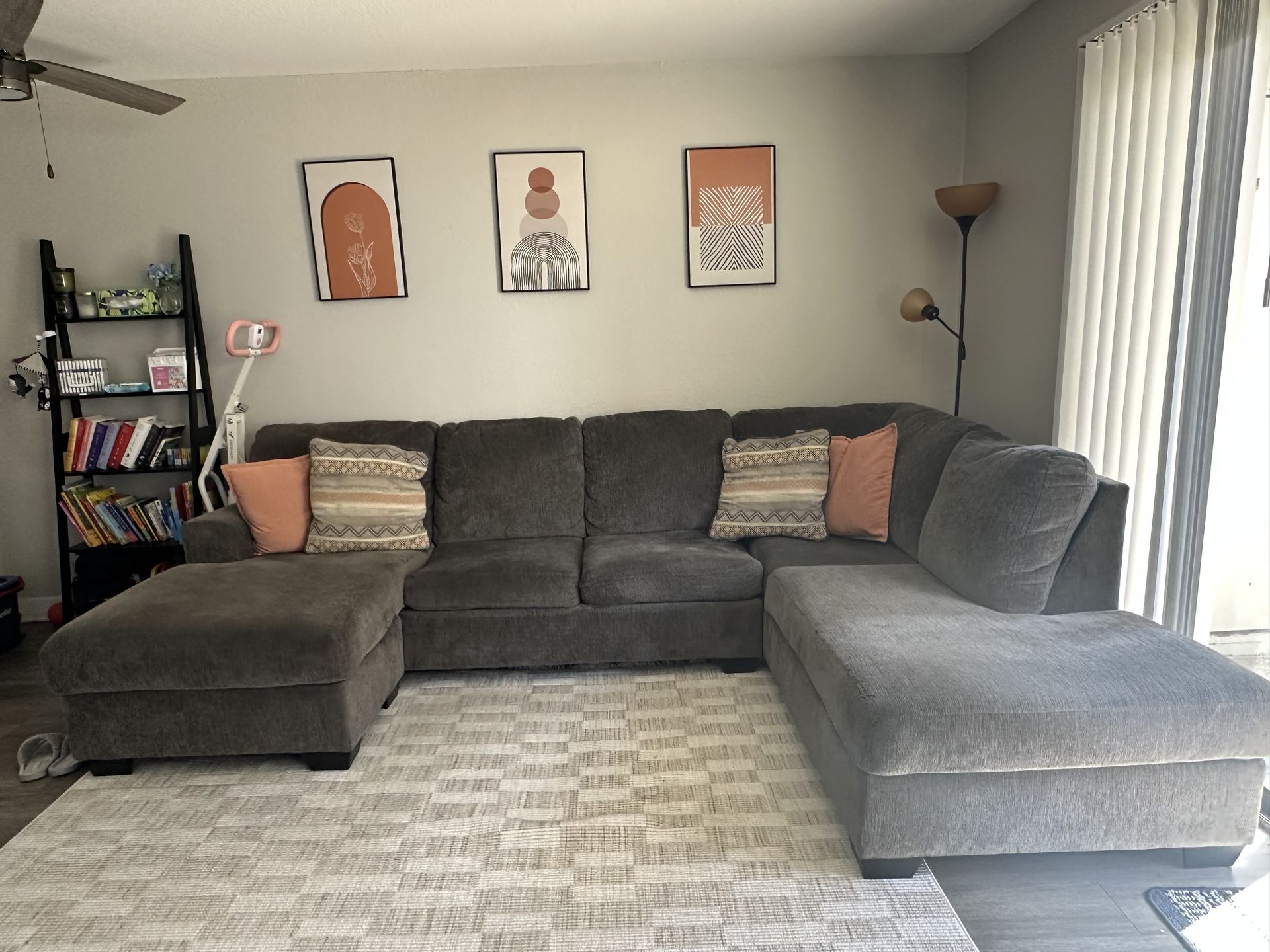 U shape sectional