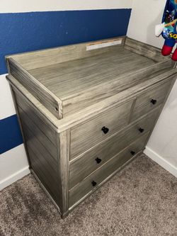 Changing table dresser