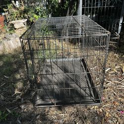 SMALL DOG CRATE GAGE