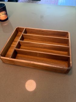 Wooden silverware organizer