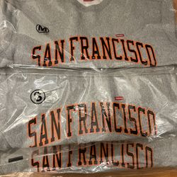 Supreme San Francisco Shop Small Box Crewneck 