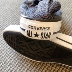Converse All Star Sneakers Size 7  