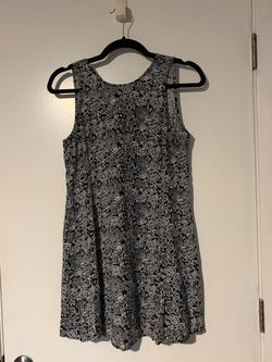 Old Navy Black and White Floral Sleeveless Dress