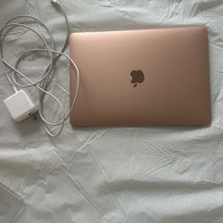 MacBook Air 13”