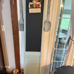 Bifold shutter memo door