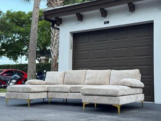 🛋️ Couch/Sofa Sectional - Cream - Delivery Available 🚛