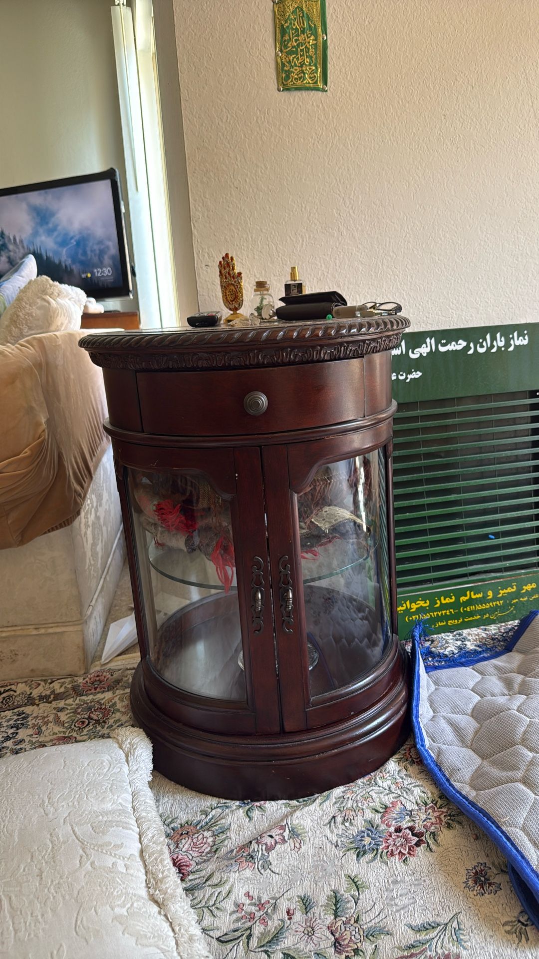Side table with cupboard for decorations