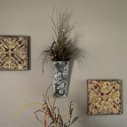 Picture And Wall Hanging