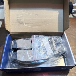 Detroit Axle P-1169 Front Ceramic Brake Pads