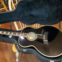 Goya G380 Guitar