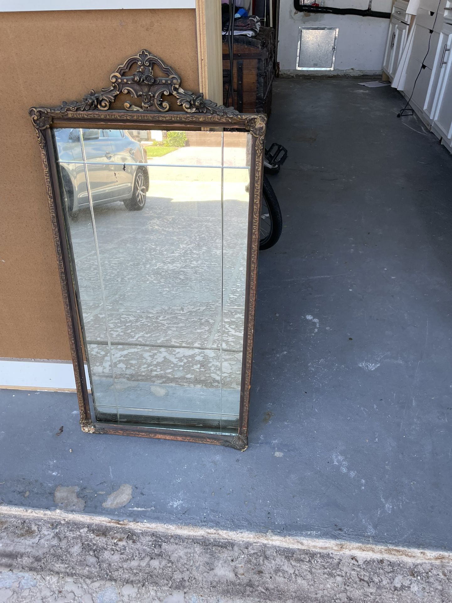 Antique mirror with beveled glass