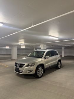 Volkswagen Tiguan SUV