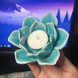 Stoneware Lotus Flower Tea Light Holder