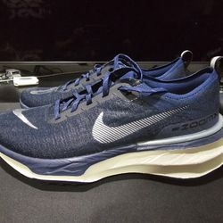 Nike Invincible Run 3 Size 11