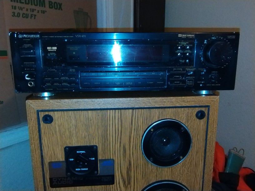 Loud Speaker Works Great Little Wear And Tare Doesn't Effect Quality Of Speaker Sound