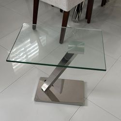 Coffee table and side table from El Dorado Furniture