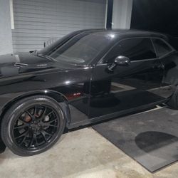 2014 Challenger Trade Equivalent Or Diesel