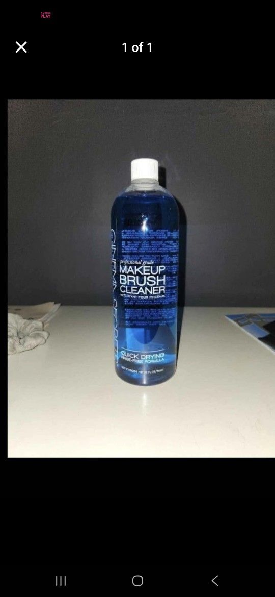 Cinema Secrets Brush Cleaner 