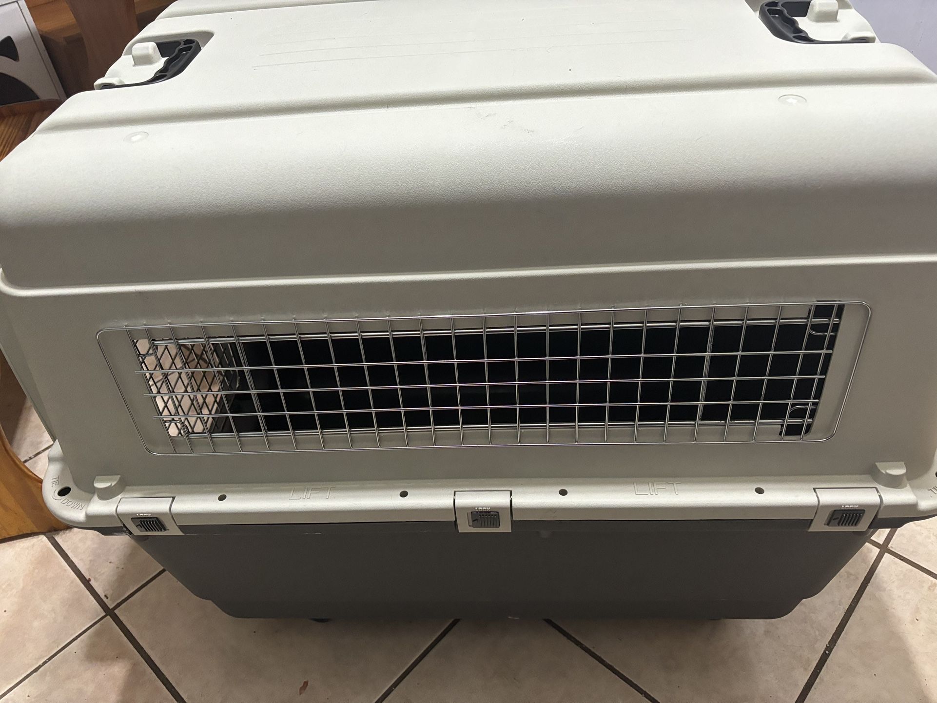savic dog / animal carrier