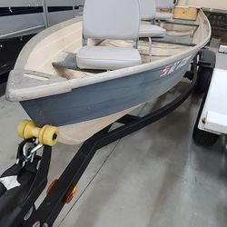 Aluminum boat 