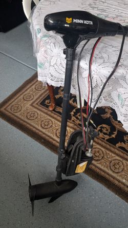 MINN KOTA 30LB THRUST 12 VOLTS 5 SPEED
