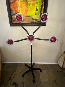 5 Head Infrared Salon Heat Lamp adjustable arms and lights. Like new