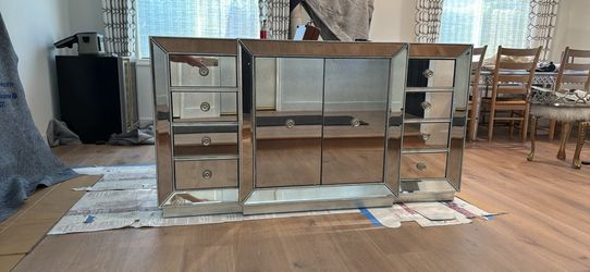 Z Gallerie Omni Mirrored Buffet – 8 Drawers