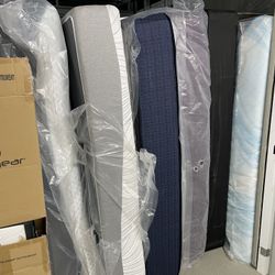 Low Prices & Delivery Available -Brand New king🤴/Queens 👑 /Twin Mattresses And Box Springs!!