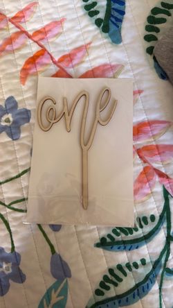 Free “One” cake topper