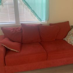 Couch (red)