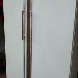 Refrigerator Hotpoint