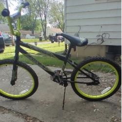 Boys Dirt Bike 