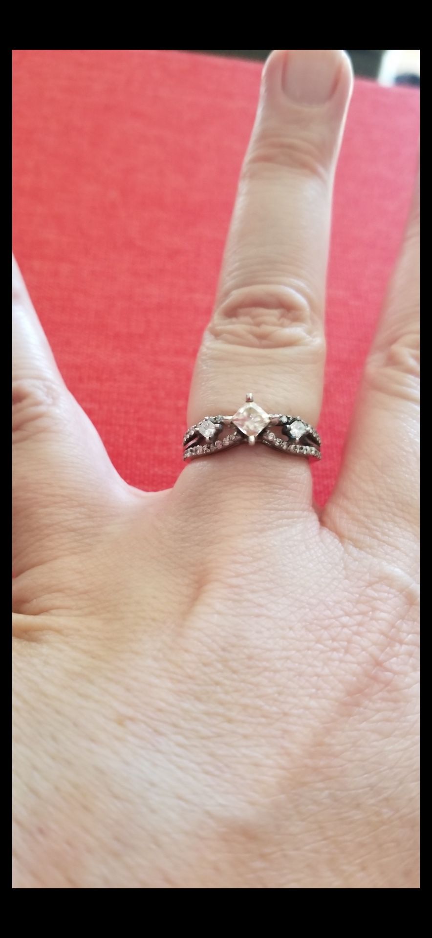 Princess Cut Diamond / 14k White Gold .