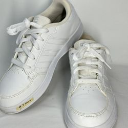 #2000 Adidas Unisex Youth Hoops Sneaker Size 5 Pwj001004 Cloud White