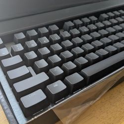 Logitech G512 Carbon Mechanical Gaming Keyboard – GX Brown Tactile – Brand New