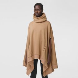 99% NEW BURBERRY Hooded shawl