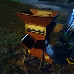 Wood Chipper 