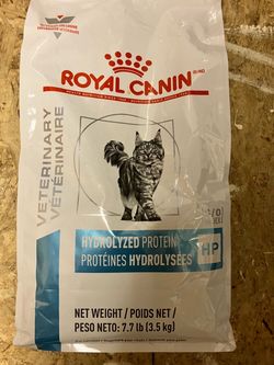 FREE Royal Canin Hydrolyzed Protein Cat Food 7.7lb