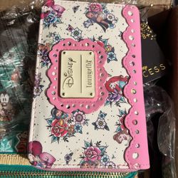 Loungefly Wallet 