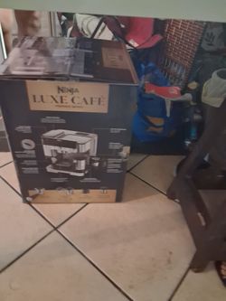 NnjaLue Cafe