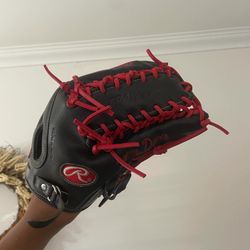 Baseball Gloves 