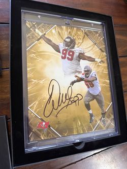 Warren Sapp Signed Tampa Bay Buccaneers Framed Photo