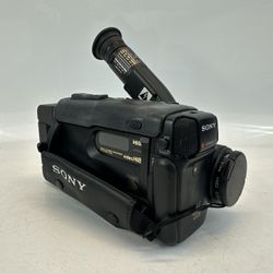 Sony CCD-TR81 Handycam Hi8 Camcorder 8x Zoom w/ New Battery - Parts Repair