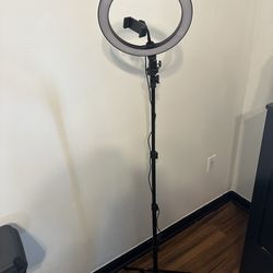 Ring light