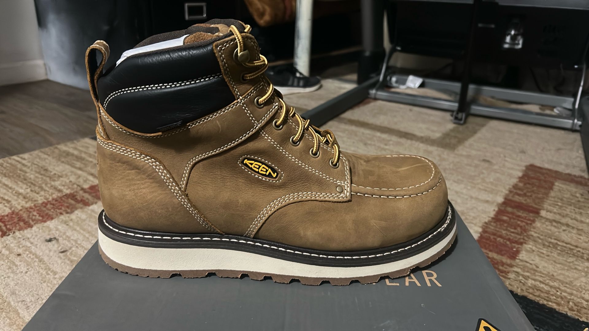 Men’s Size 14 Brown Keen Boots For Work