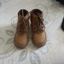 Children Places Boots